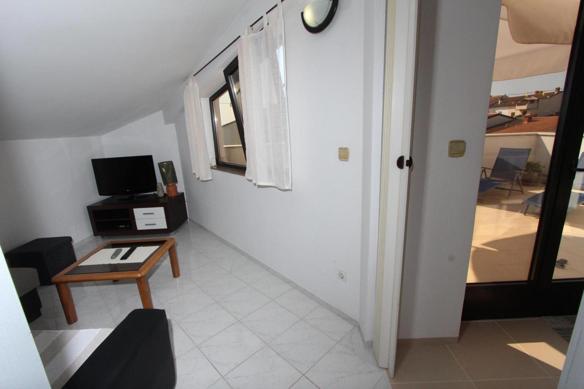 Rooms And Apartment Luana Rovinj Exterior photo