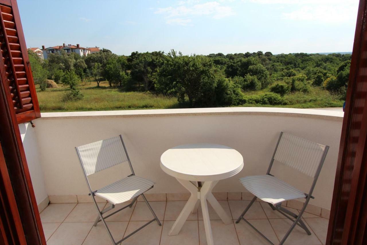Rooms And Apartment Luana Rovinj Exterior photo