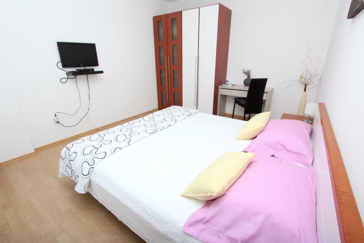 Rooms And Apartment Luana Rovinj Exterior photo