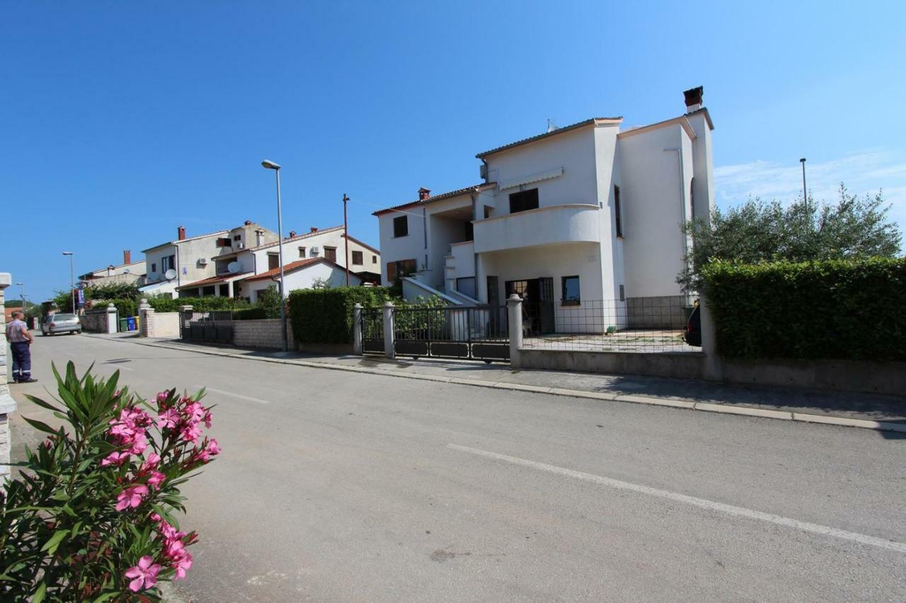 Rooms And Apartment Luana Rovinj Exterior photo